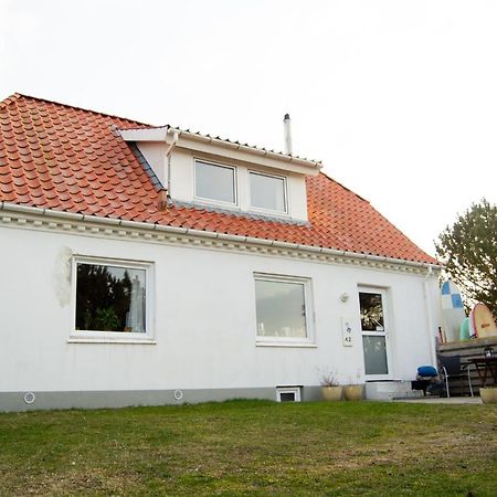 Sloe Pete'S Hideout Hostel Norre Vorupor Exterior photo